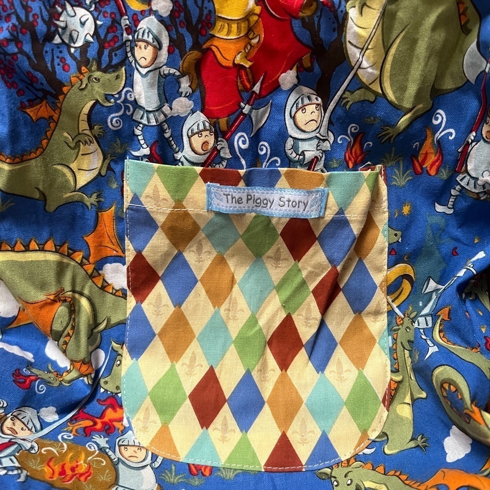 Toddler Backpack with matching pillow and color case- knight and dragon - Picture 8 of 8